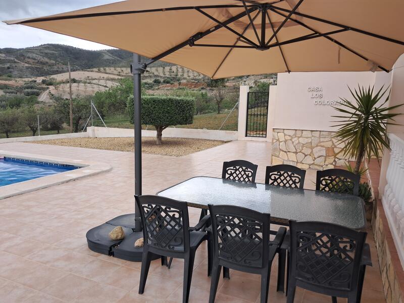 130-1480: Villa for Sale in Arboleas, Almería