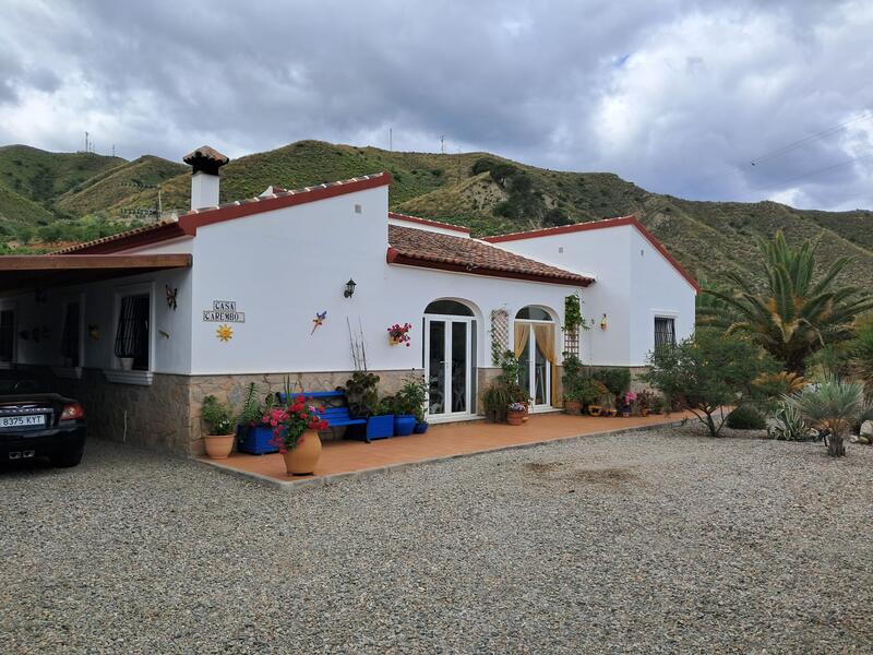 Villa for Sale in Arboleas, Almería