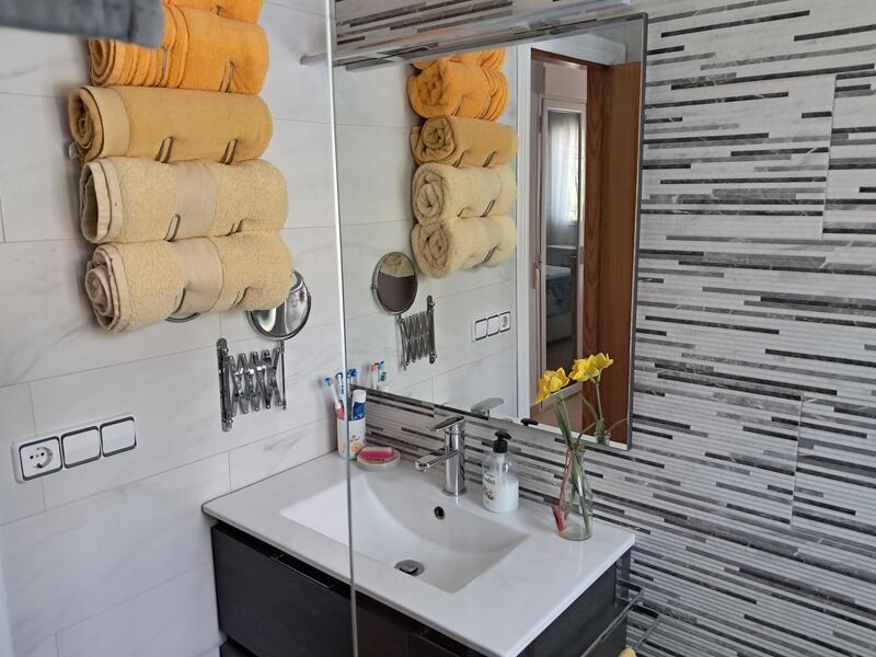 130-1481: Villa for Sale in Arboleas, Almería