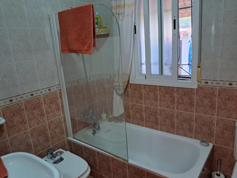 130-1481: Villa for Sale in Arboleas, Almería