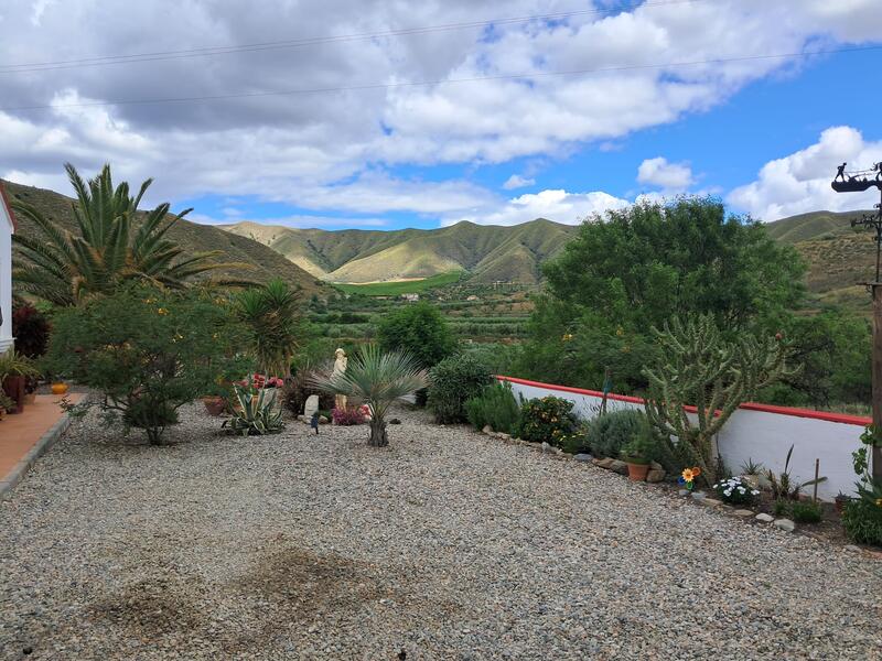 130-1481: Villa for Sale in Arboleas, Almería