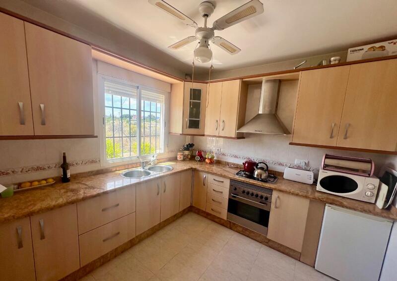 130-1482: Villa for Sale in Arboleas, Almería