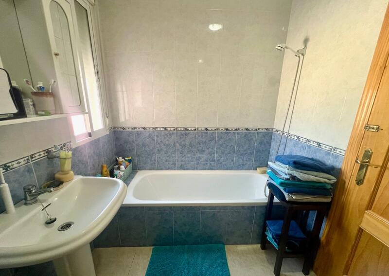 130-1482: Villa for Sale in Arboleas, Almería