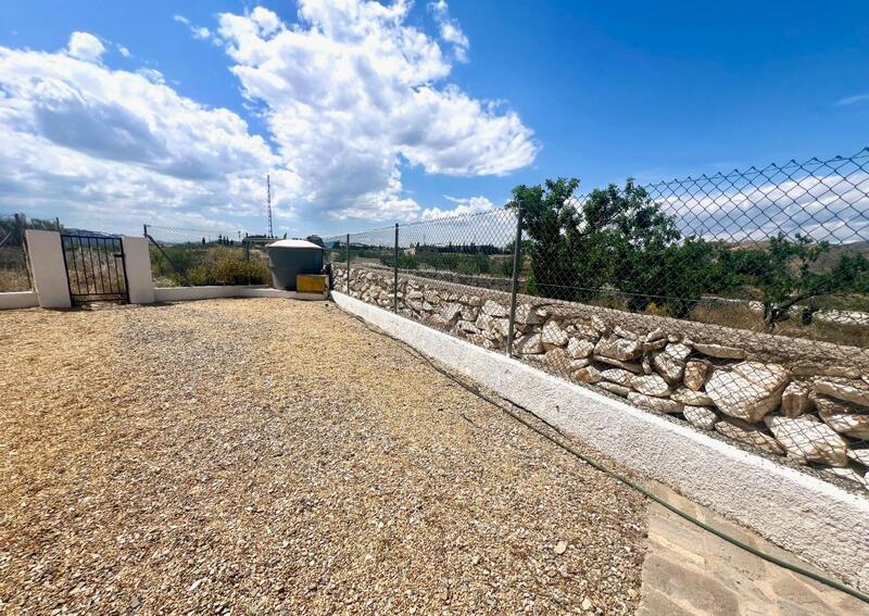 130-1482: Villa for Sale in Arboleas, Almería