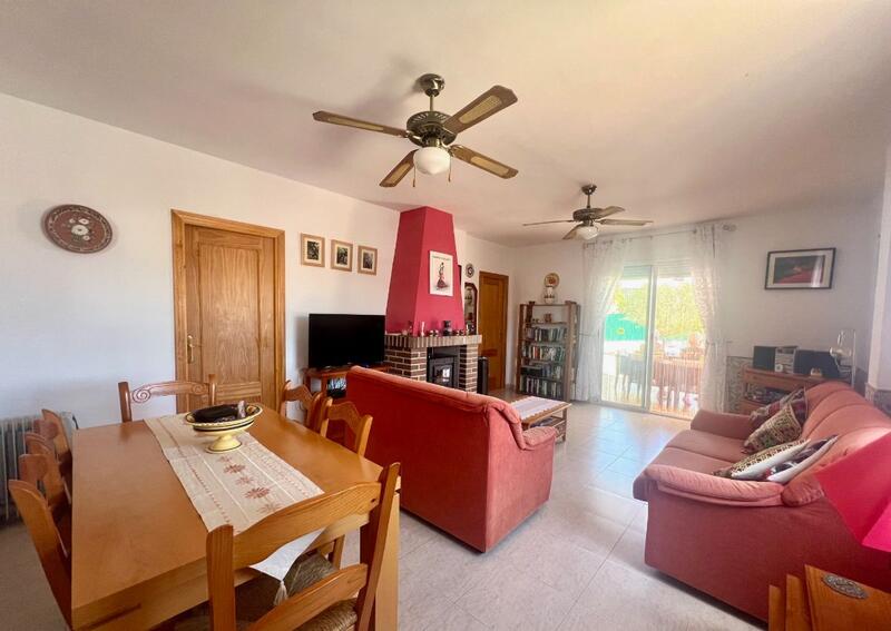130-1482: Villa for Sale in Arboleas, Almería