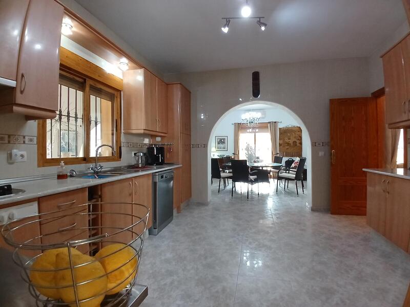 130-1483: Villa for Sale in Arboleas, Almería