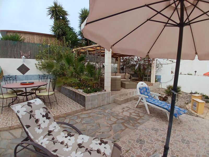 130-1483: Villa for Sale in Arboleas, Almería