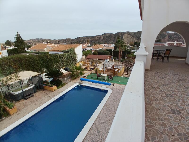 130-1483: Villa for Sale in Arboleas, Almería