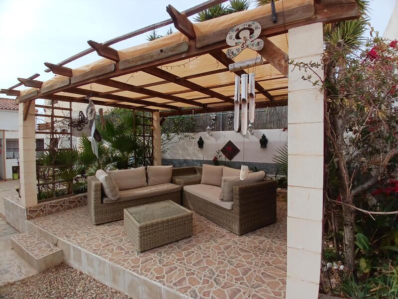 130-1483: Villa for Sale in Arboleas, Almería
