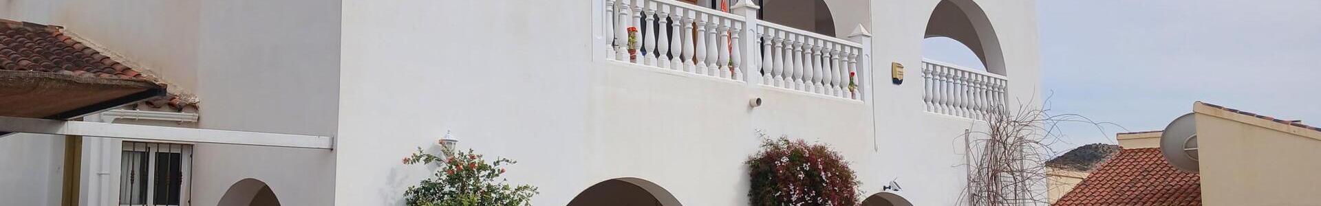 130-1483: 4 Bedroom Villa for Sale